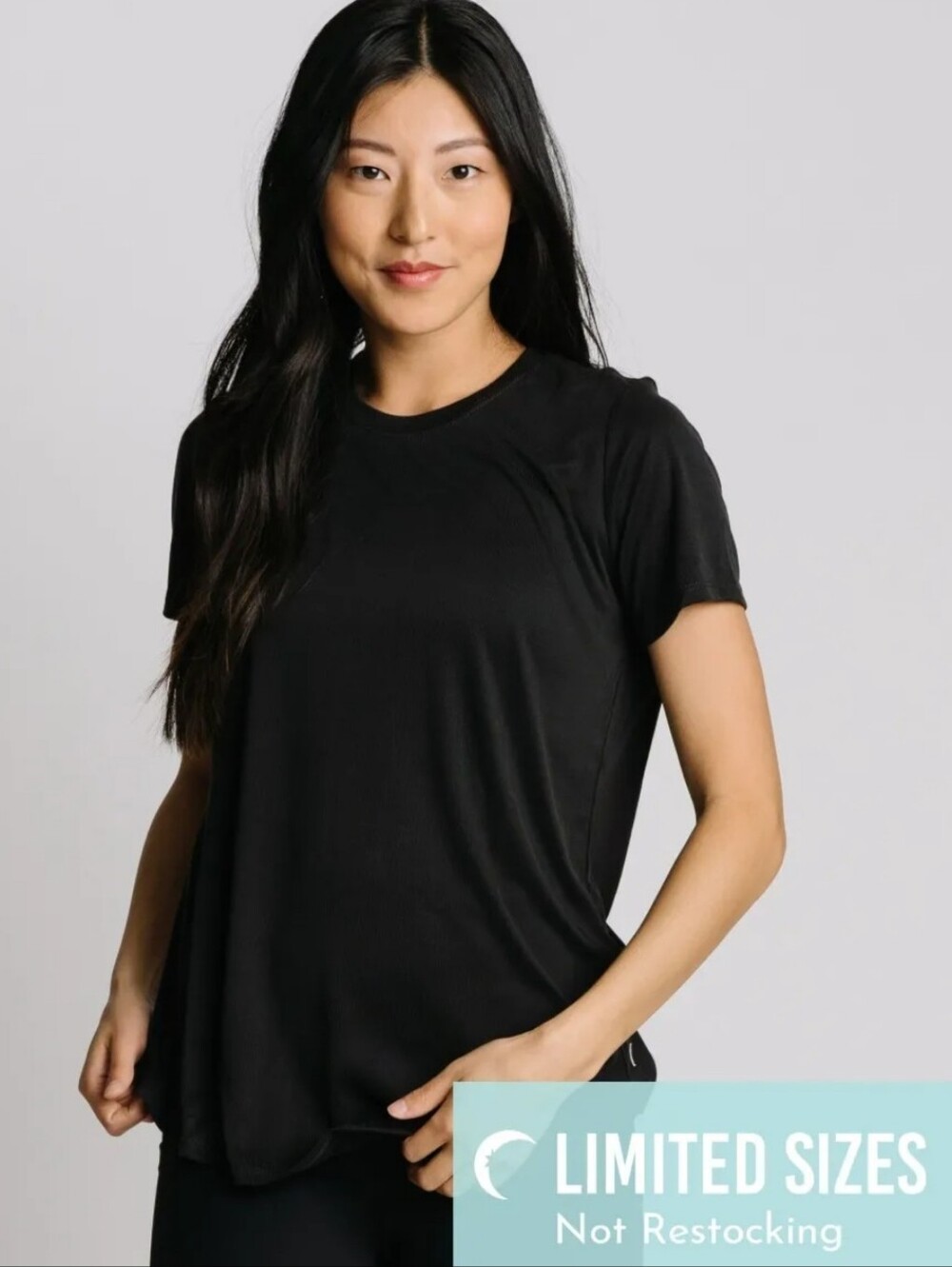 EUC Zyia Ribbed Crew Neck T